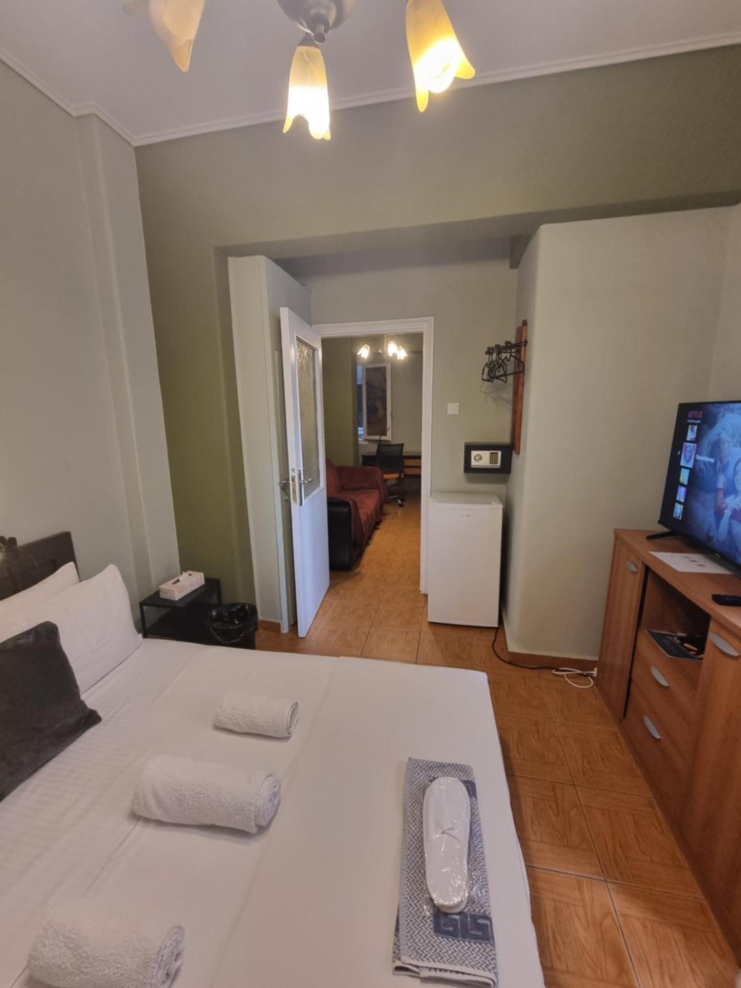 Oscar City Room Athena Bagian luar foto