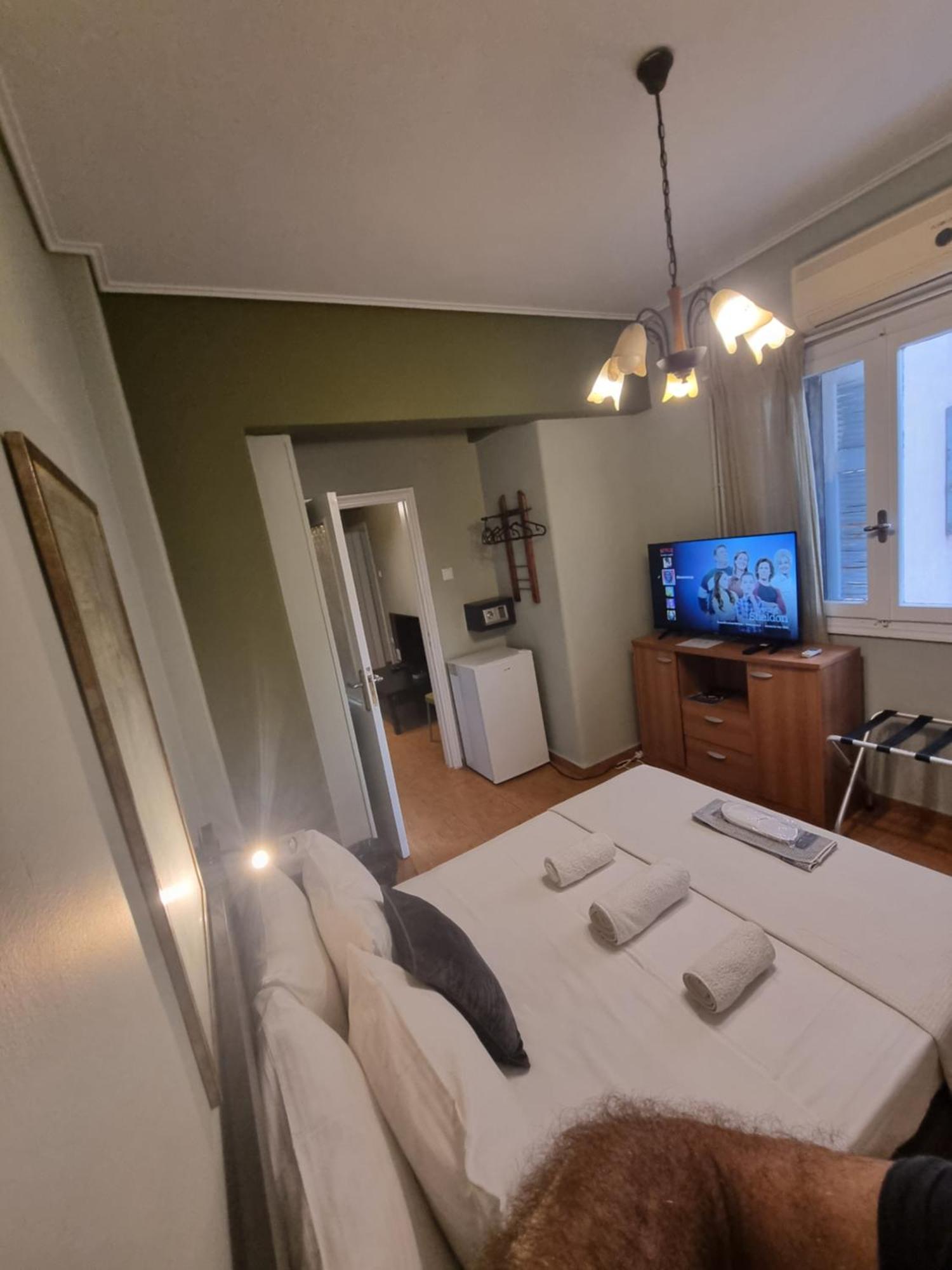 Oscar City Room Athena Bagian luar foto